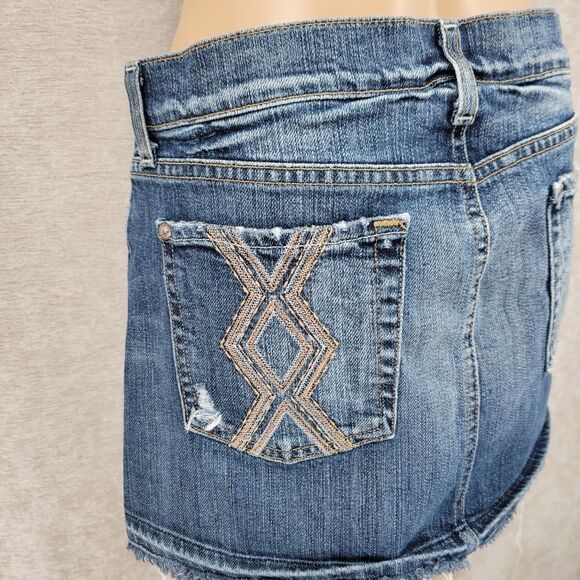 7FAM 7 For All Mankind Y2K Denim Blue Jean Mini Skirt Raw Distressed Hem - Picture 7 of 13